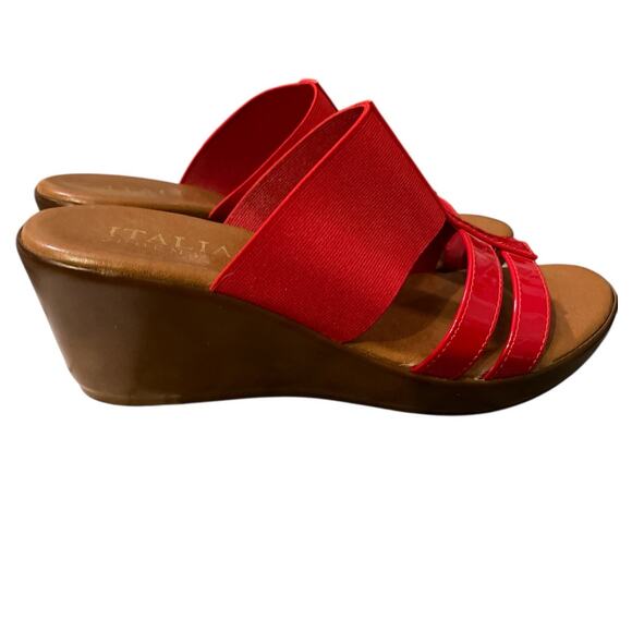 Italian Shoemakers Women's Red Wedge One Stretch and Two Faux Patent Straps 7.5 - Picture 3 of 7